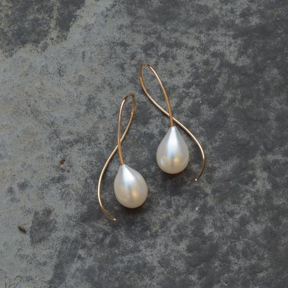 Elegant Pearl Drop Earrings