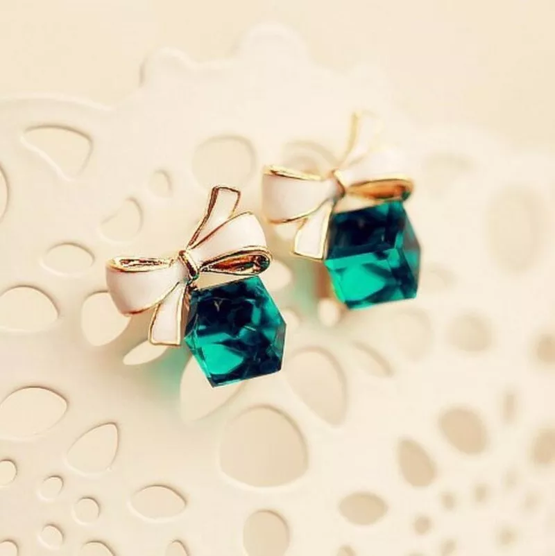 Vintage Turquoise Crystal Box Earrings