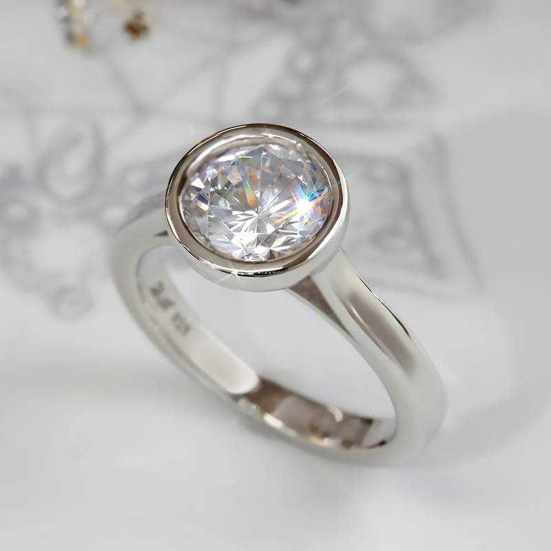 Vintage Zirconia Silver Ring