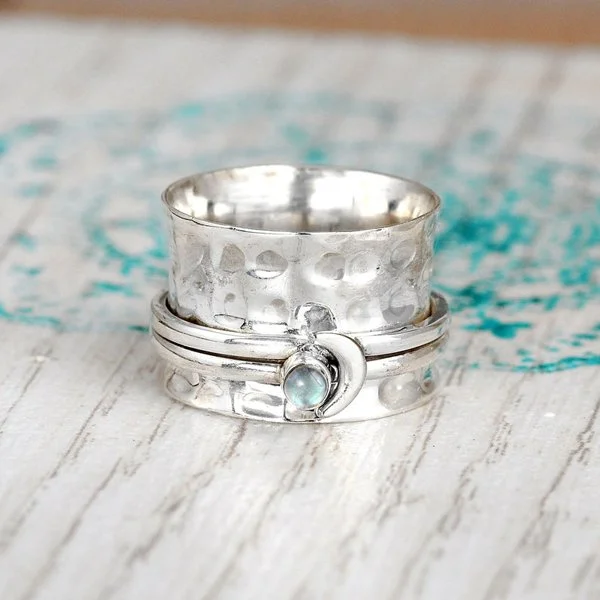 Vintage Silver Moonstone Ring