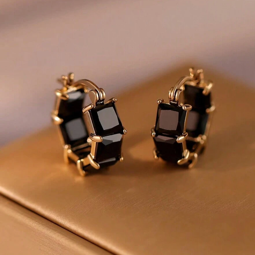 Vintage Black Zirconia Earrings