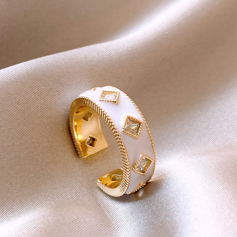 Elegant White Enamel Gold Ring